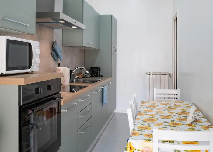 Casa Alice Near Vatican - Modern, High Floor With View Apartment Rome